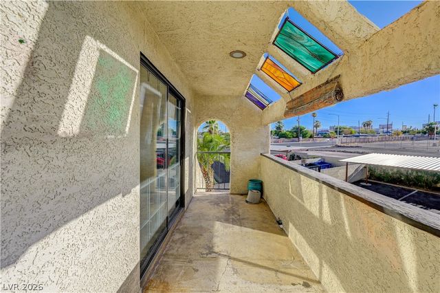 2080 Karen Avenue 20, Las Vegas, NV 89169