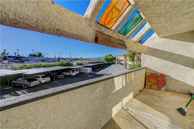 2080 Karen Avenue 20, Las Vegas, NV 89169