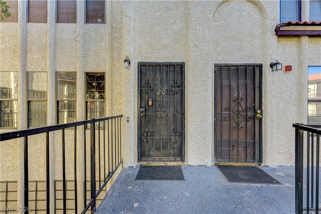 2080 Karen Avenue 20, Las Vegas, NV 89169