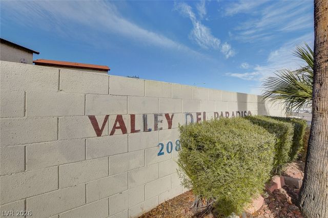 2080 Karen Avenue 20, Las Vegas, NV 89169