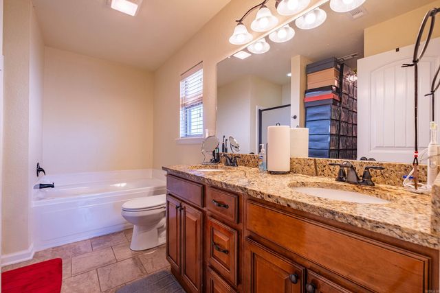 1900 Cub Trl, Sherwood, AR 72120