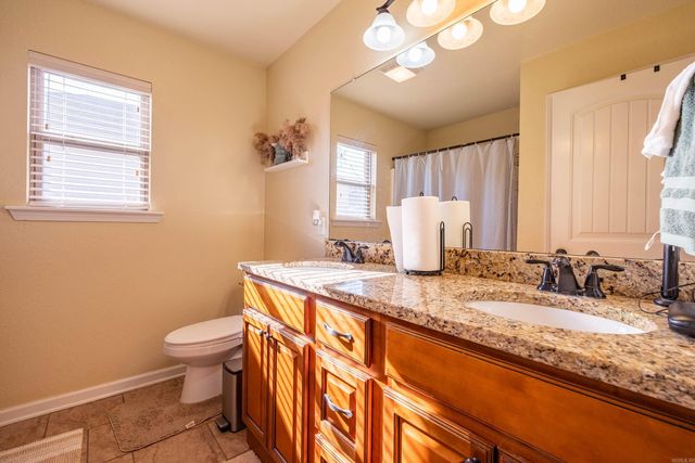 1900 Cub Trl, Sherwood, AR 72120