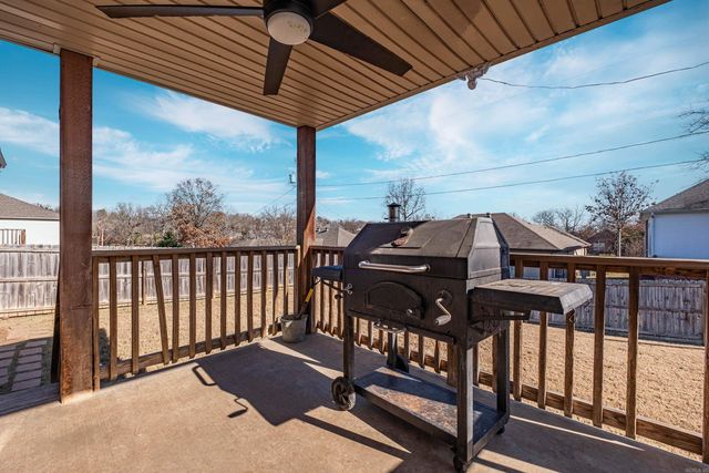 1900 Cub Trl, Sherwood, AR 72120