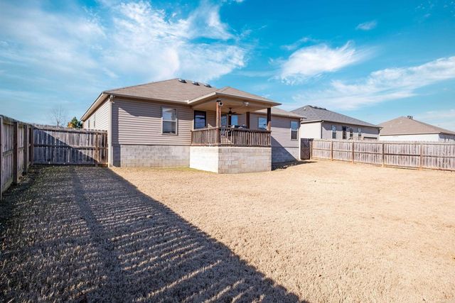 1900 Cub Trl, Sherwood, AR 72120