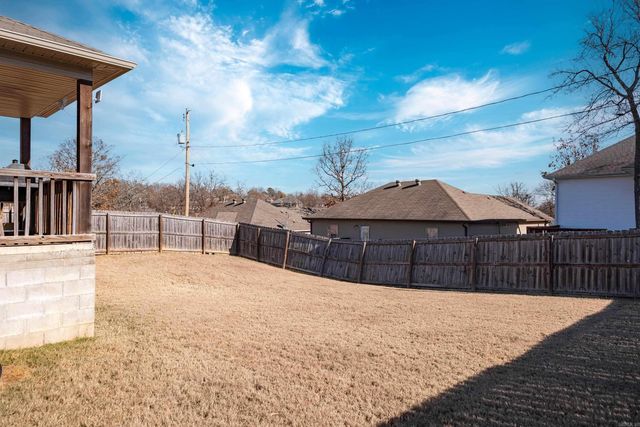 1900 Cub Trl, Sherwood, AR 72120