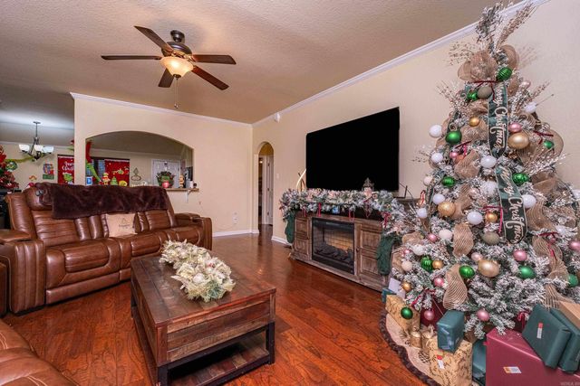 1900 Cub Trl, Sherwood, AR 72120