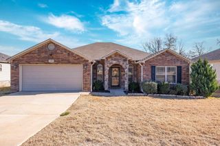 1900 Cub Trl, Sherwood, AR 72120