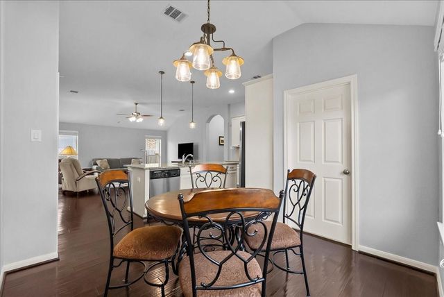 4813 Ladona Court, League City, TX 77573