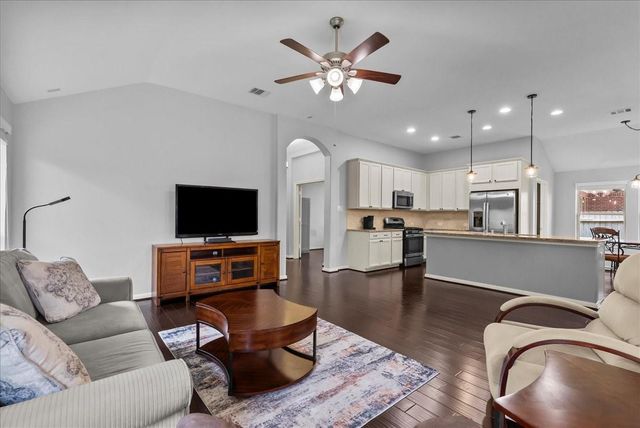 4813 Ladona Court, League City, TX 77573
