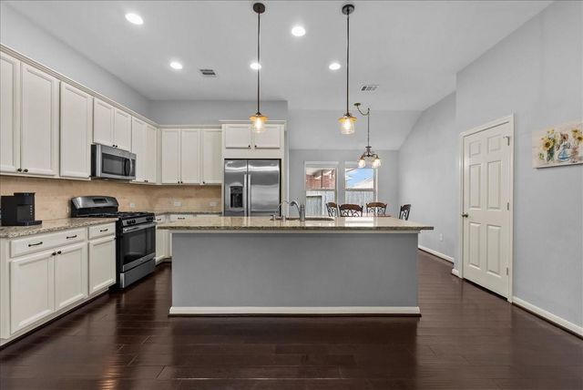 4813 Ladona Court, League City, TX 77573