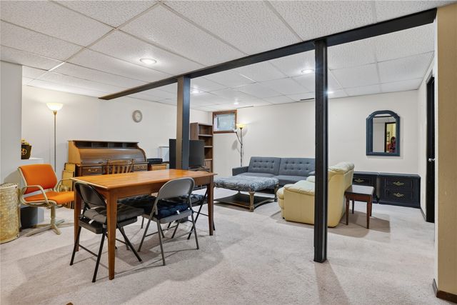 318 Wiley Boulevard NW, Cedar Rapids, IA 52405
