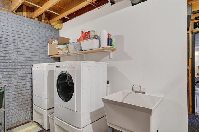 318 Wiley Boulevard NW, Cedar Rapids, IA 52405