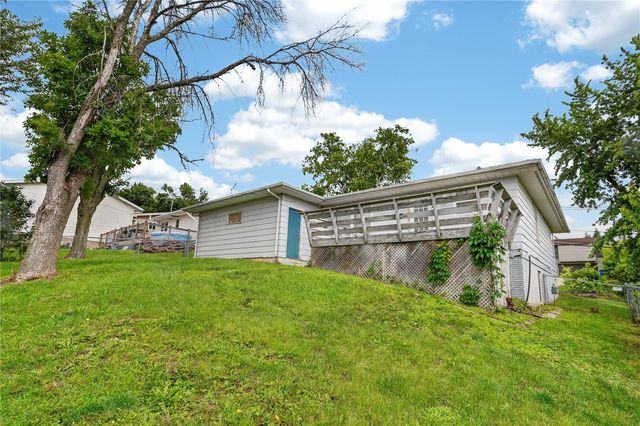 318 Wiley Boulevard NW, Cedar Rapids, IA 52405
