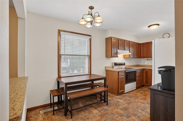 318 Wiley Boulevard NW, Cedar Rapids, IA 52405