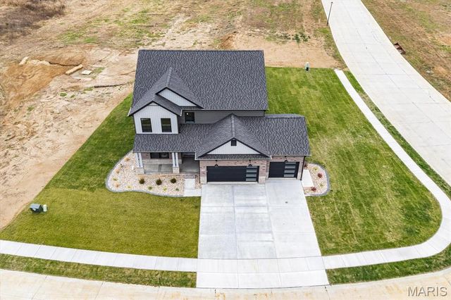 8000 Nolan Street, O'fallon, IL 62269