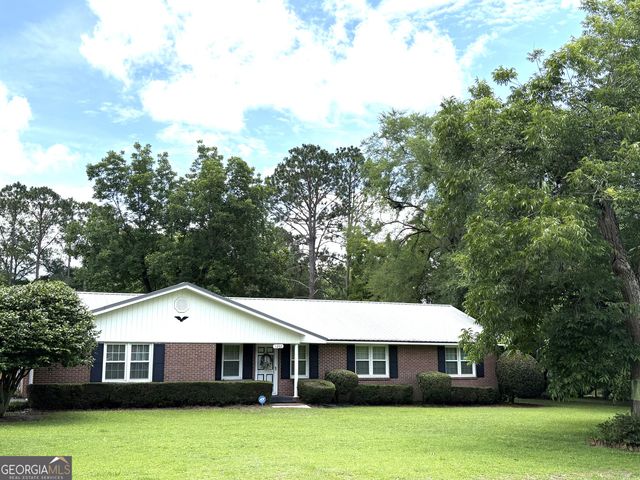 1202 Stonewall Street, Dublin, GA 31021