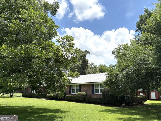 1202 Stonewall Street, Dublin, GA 31021