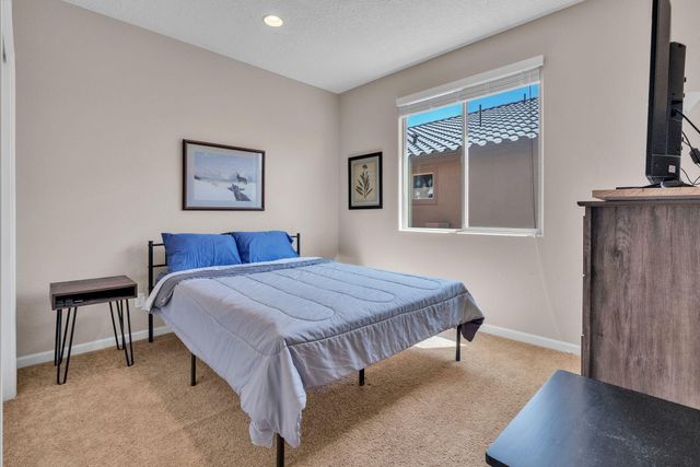 2819 Kings Canyon Loop NE, Rio Rancho, NM 87144