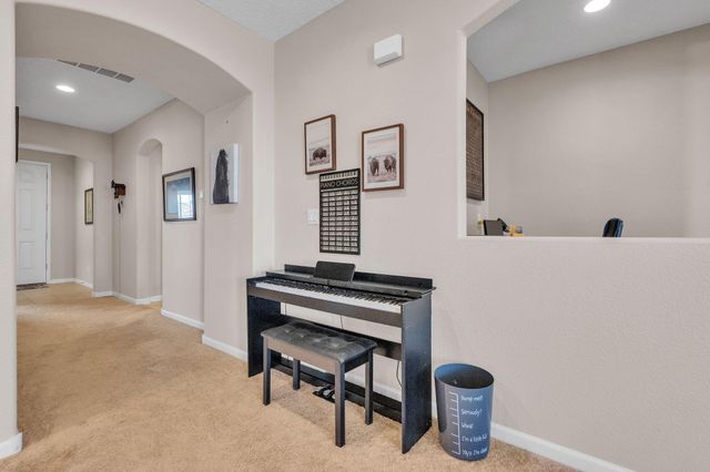 2819 Kings Canyon Loop NE, Rio Rancho, NM 87144