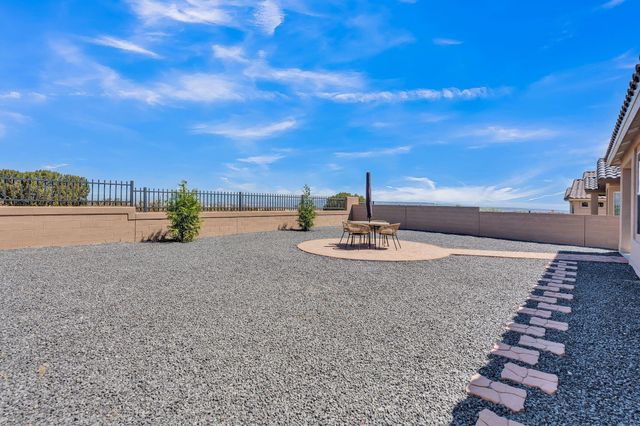 2819 Kings Canyon Loop NE, Rio Rancho, NM 87144