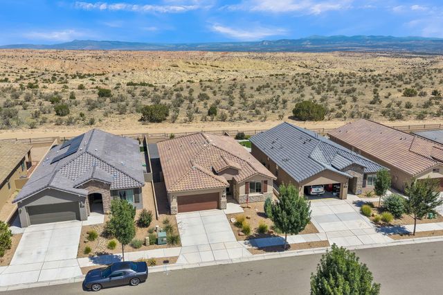 2819 Kings Canyon Loop NE, Rio Rancho, NM 87144
