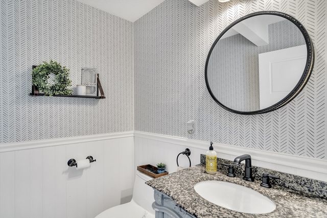 58 Madison Rd, Waltham, MA 02453