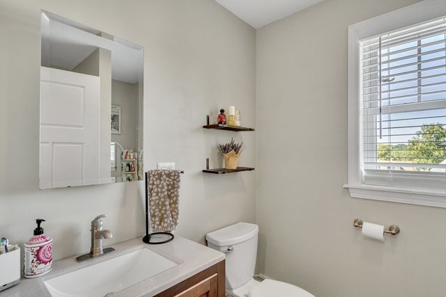 58 Madison Rd, Waltham, MA 02453