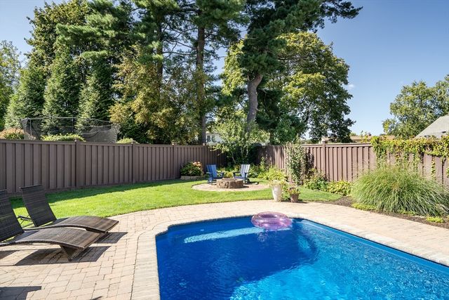 58 Madison Rd, Waltham, MA 02453