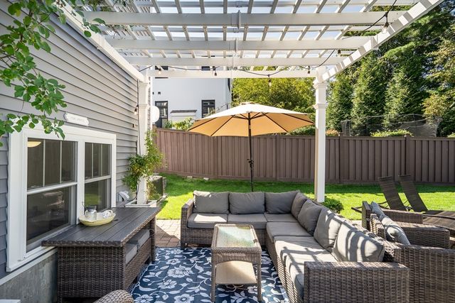 58 Madison Rd, Waltham, MA 02453