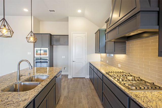 2813 Carisbrooke Street, Celina, TX 75009