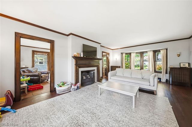 2840 Berkshire Road, Cleveland Heights, OH 44118