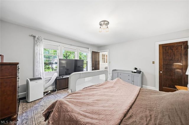 2840 Berkshire Road, Cleveland Heights, OH 44118