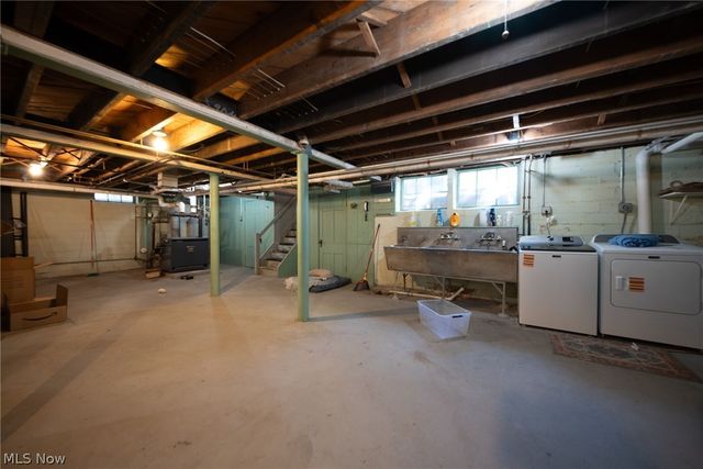 2840 Berkshire Road, Cleveland Heights, OH 44118