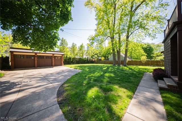2840 Berkshire Road, Cleveland Heights, OH 44118
