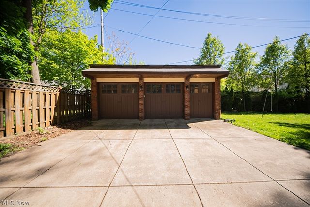 2840 Berkshire Road, Cleveland Heights, OH 44118