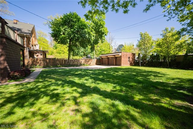2840 Berkshire Road, Cleveland Heights, OH 44118