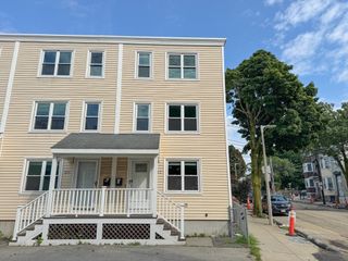 212 W 6th St 212, Boston, MA 02127