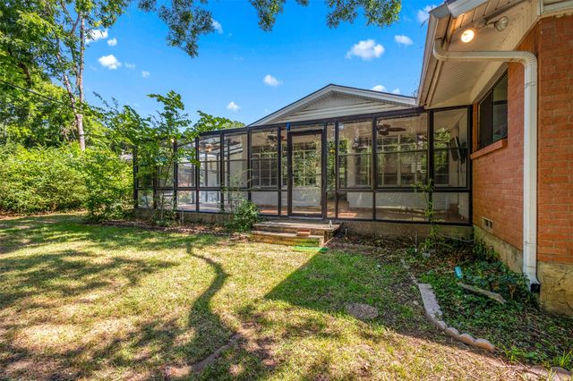 1110 Western Boulevard, Arlington, TX 76013