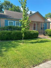 4606 Sharon Street, Houston, TX 77020