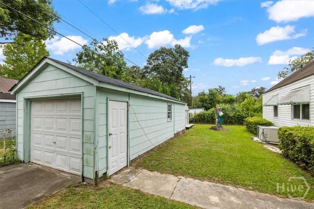 2202 E 41ST Street, Savannah, GA 31404