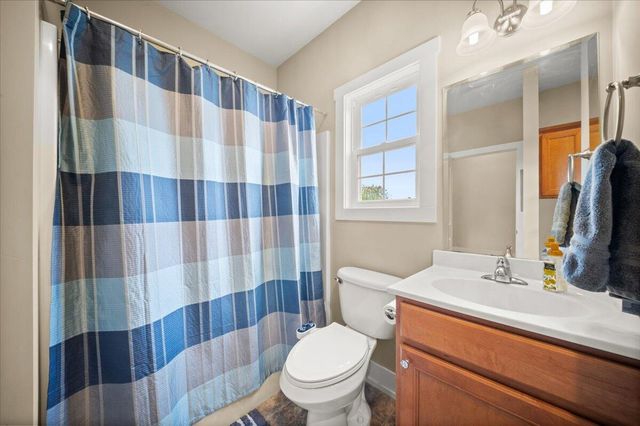 278 Vansen Drive, Kent City Vllg, MI 49330