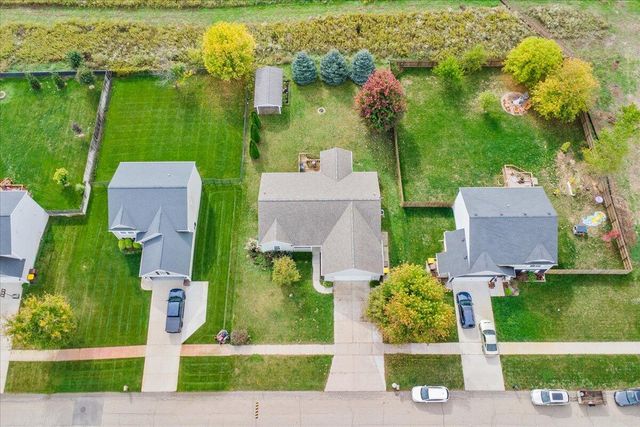 278 Vansen Drive, Kent City Vllg, MI 49330