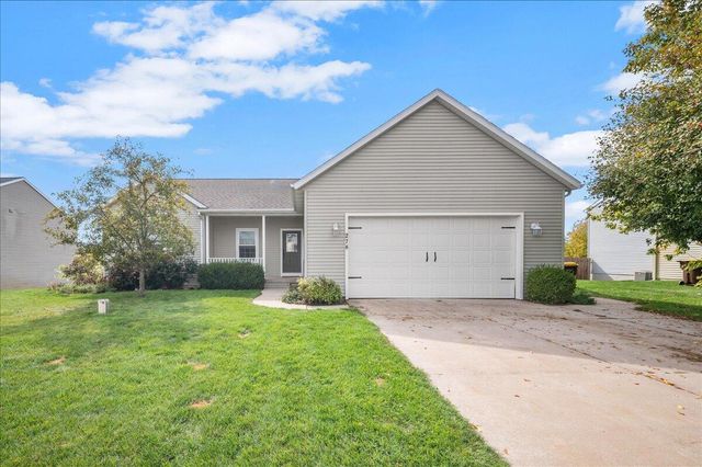 278 Vansen Drive, Kent City Vllg, MI 49330