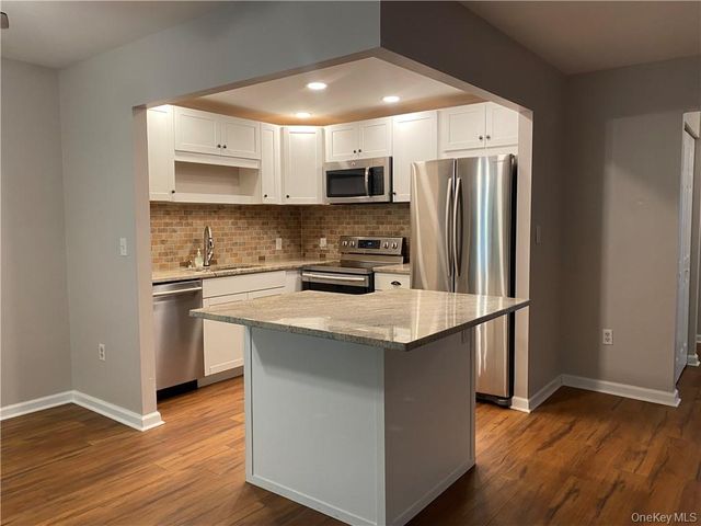 11 Scarborough Lane B, Wappingers Falls, NY 12590