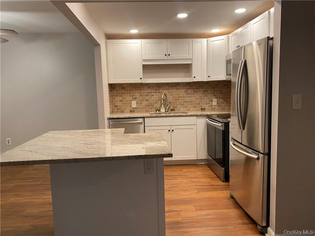 11 Scarborough Lane B, Wappingers Falls, NY 12590