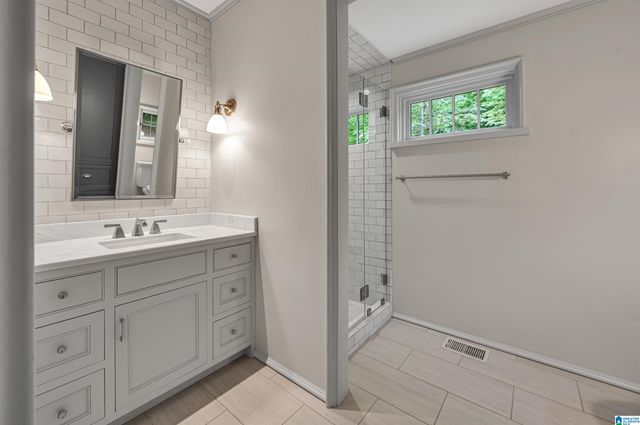 8715 SHADES FALLS WAY, Birmingham, AL 35022