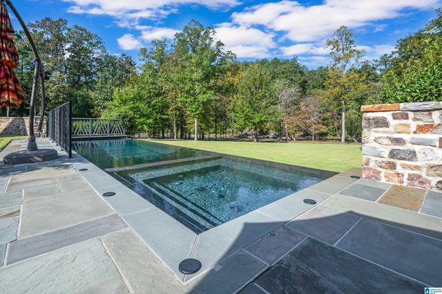 8715 SHADES FALLS WAY, Birmingham, AL 35022