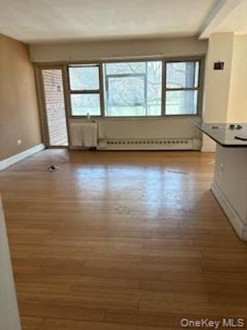 12161 Flatlands Avenue 3C, Brooklyn, NY 11207