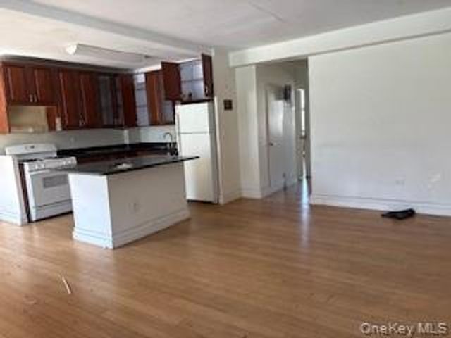 12161 Flatlands Avenue 3C, Brooklyn, NY 11207