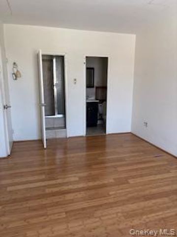 12161 Flatlands Avenue 3C, Brooklyn, NY 11207